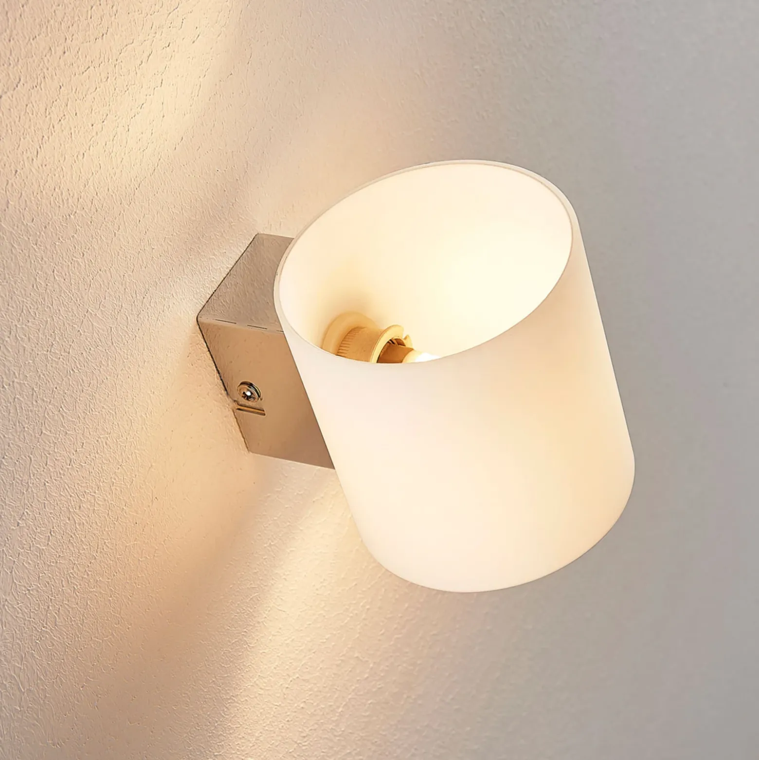 Aplique de pared Lindby Gerrit, blanco, cristal, 10 cm de altura, arriba/abajo,
