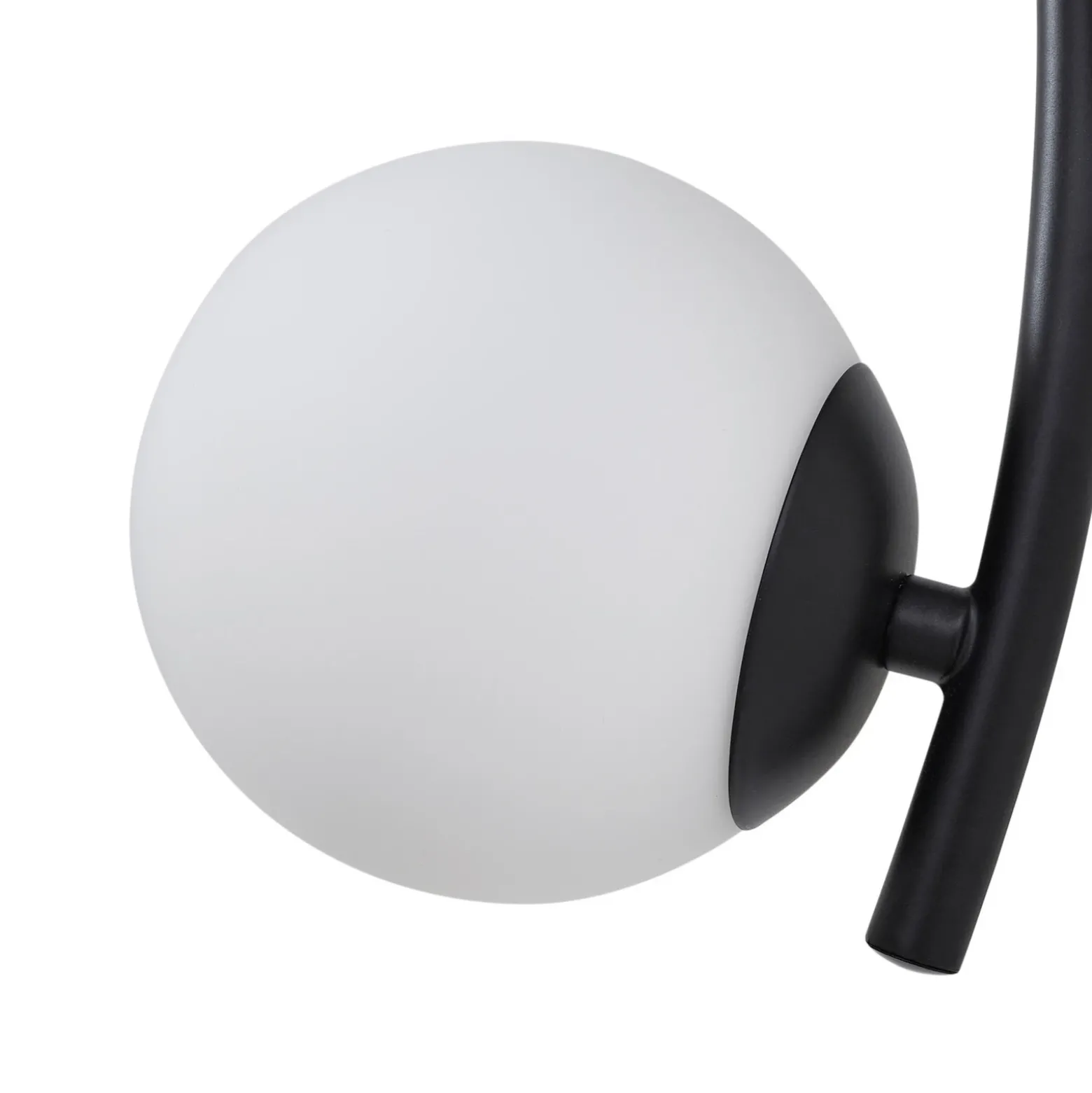 Aplique de pared Lindby Josiana, ópalo/negro, 48 cm, esférico, cristal