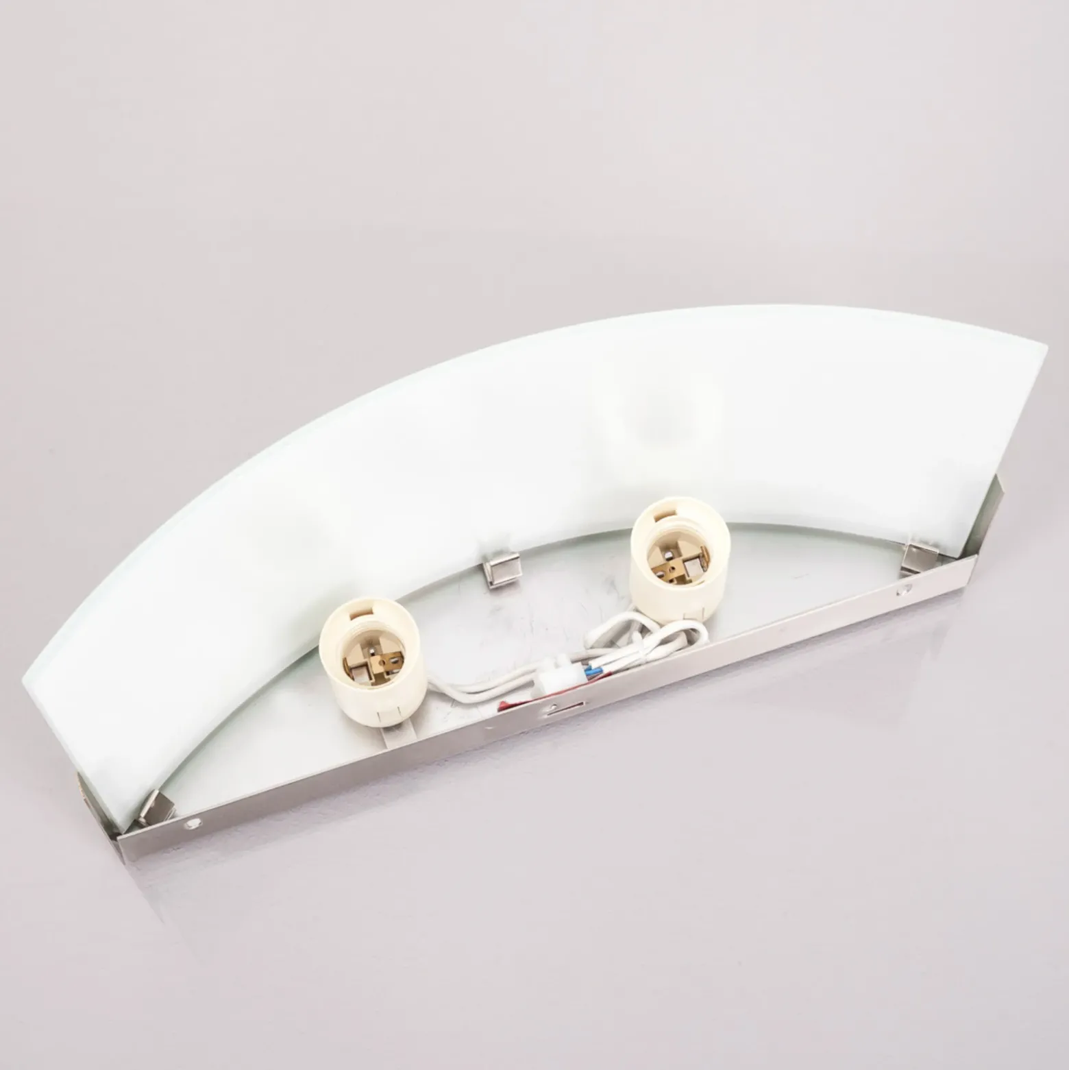 Aplique de pared Lindby Karla, 35 cm, blanco/níquel, cristal, E27