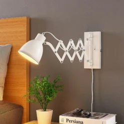 Aplique de pared Lindby Merle, altura 22 cm, blanco, extensible