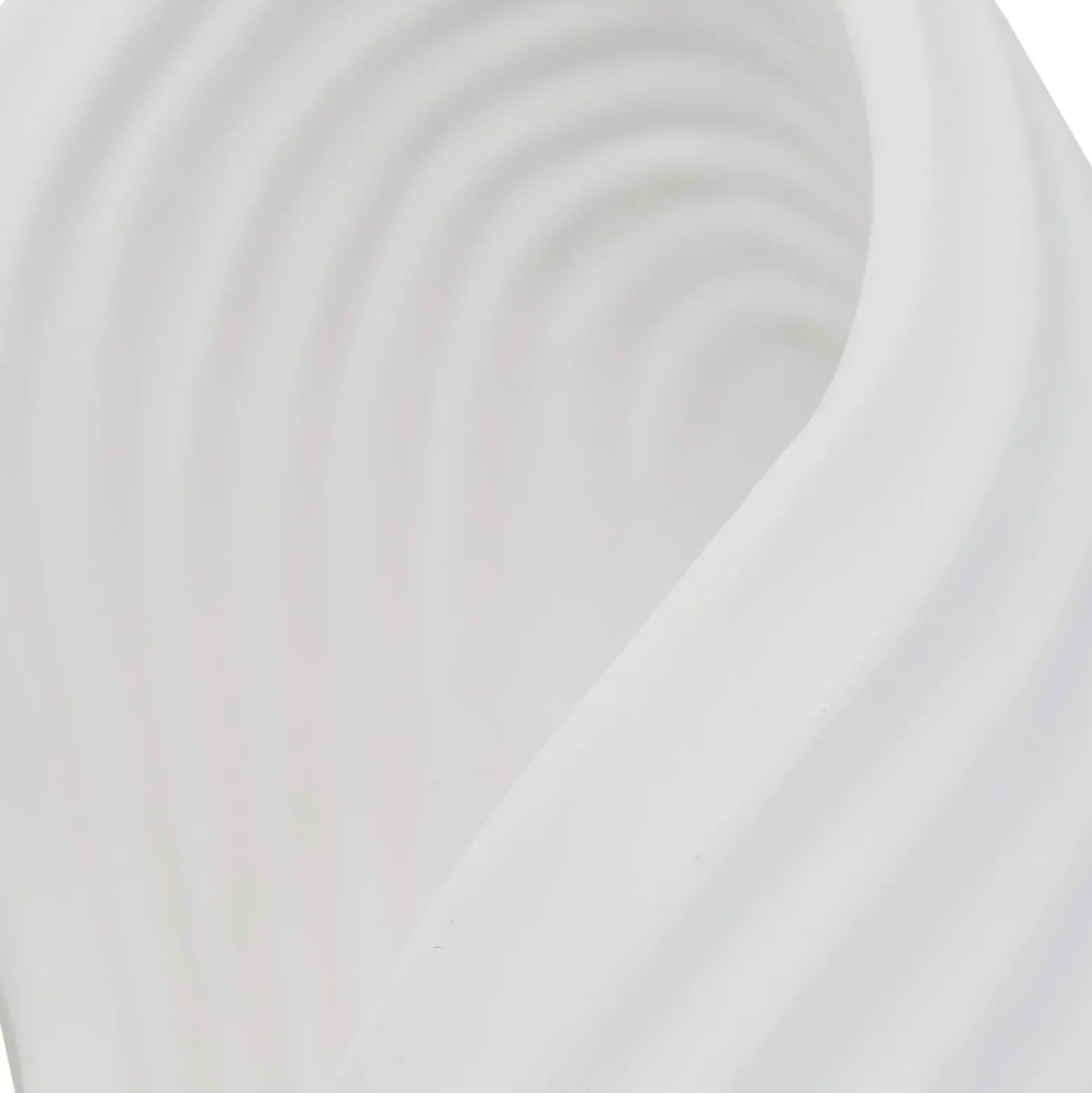 Aplique de pared Lindby Ornela, blanco, escayola, altura 29,5 cm