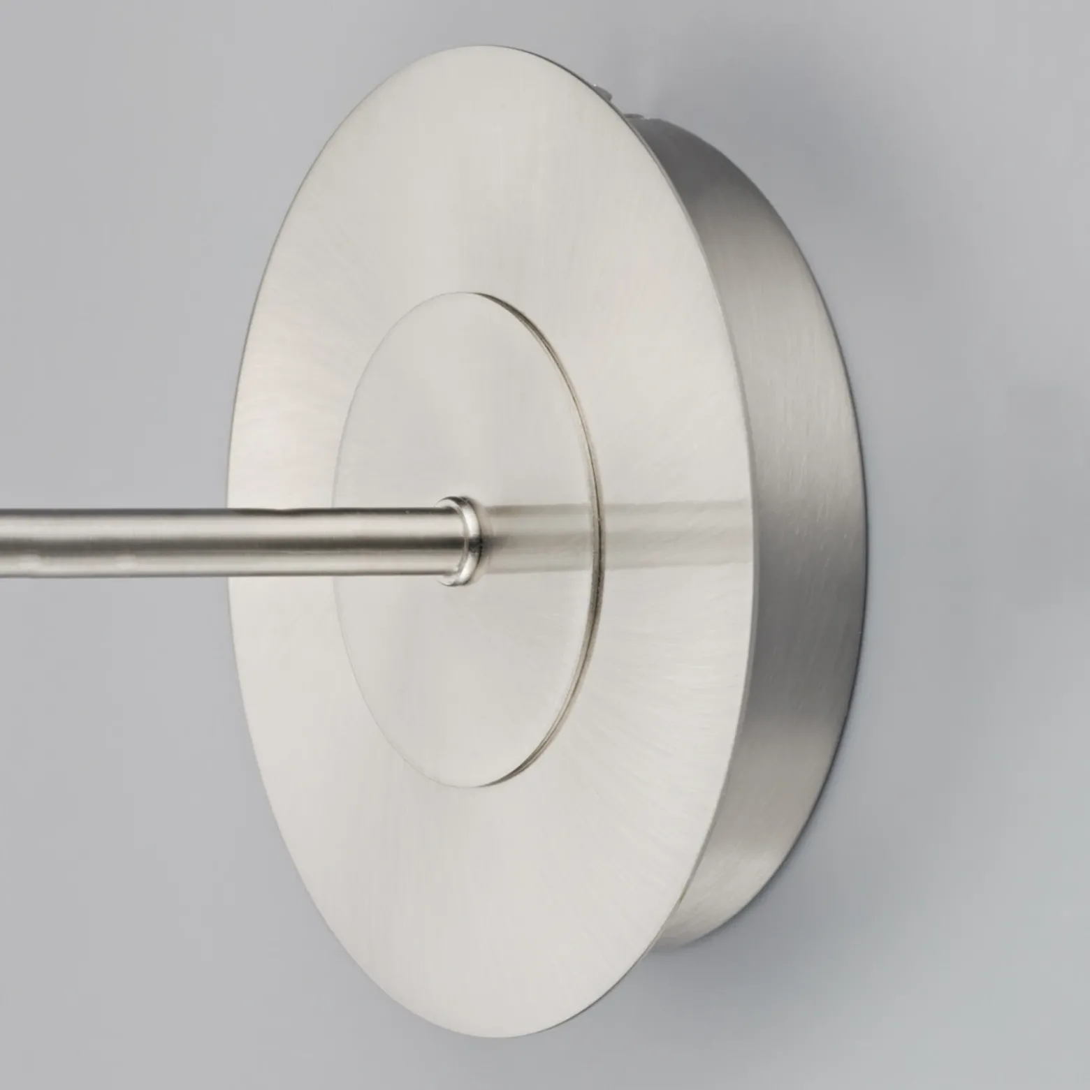 Aplique de pared Lindby Pola, 30 cm, níquel, extensible, textil
