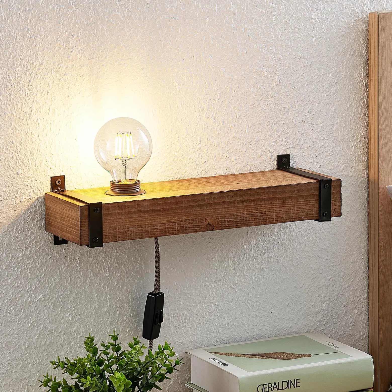 Aplique de pared Lindby Sverina, 40 cm, madera, enchufe, E27