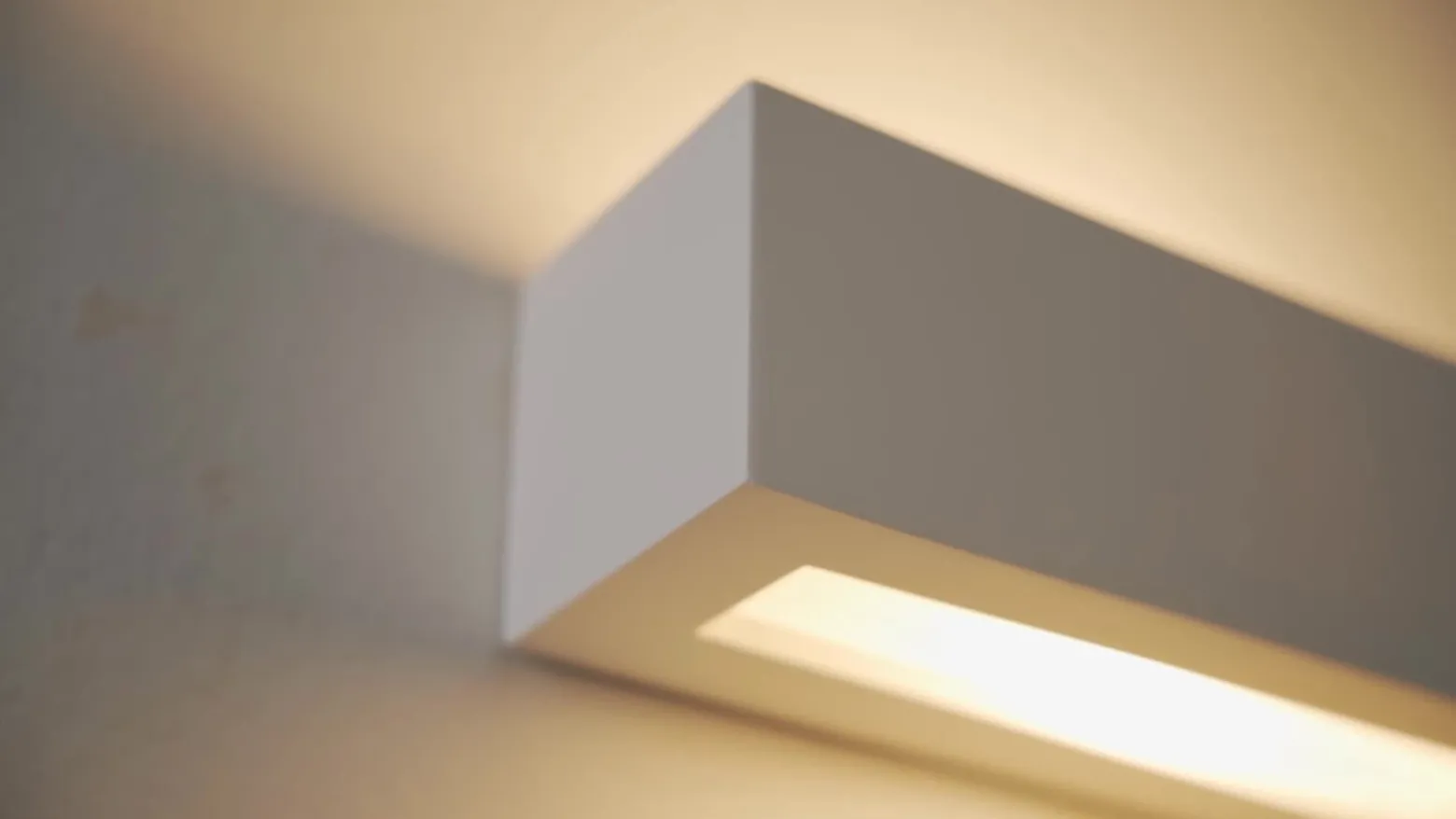 Aplique de pared Lindby Tjada, 22 cm, blanco, escayola, G9, pintable