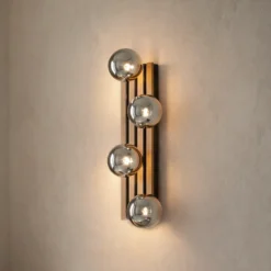 Aplique de pared Lindby Woodora, madera, vidrio, gris humo, 4 luces