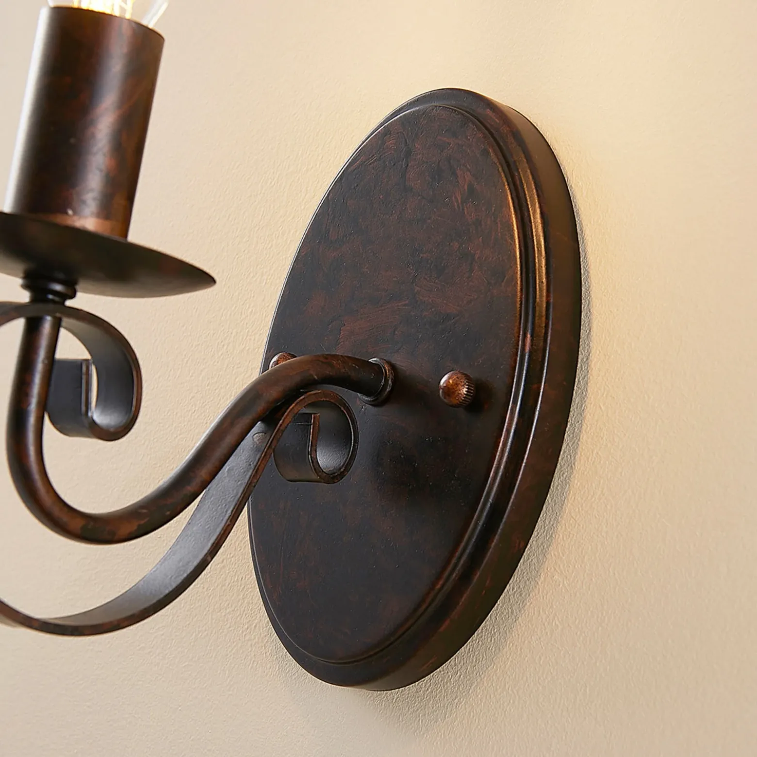 Aplique de pared Lucande Caleb, 18 cm, color óxido, metal, E14