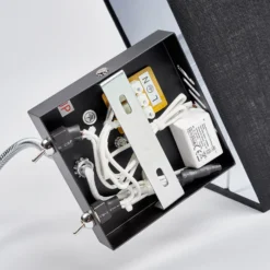 Aplique de pared Lucande Rebekka, 31 cm, negro, brazo de lectura LED