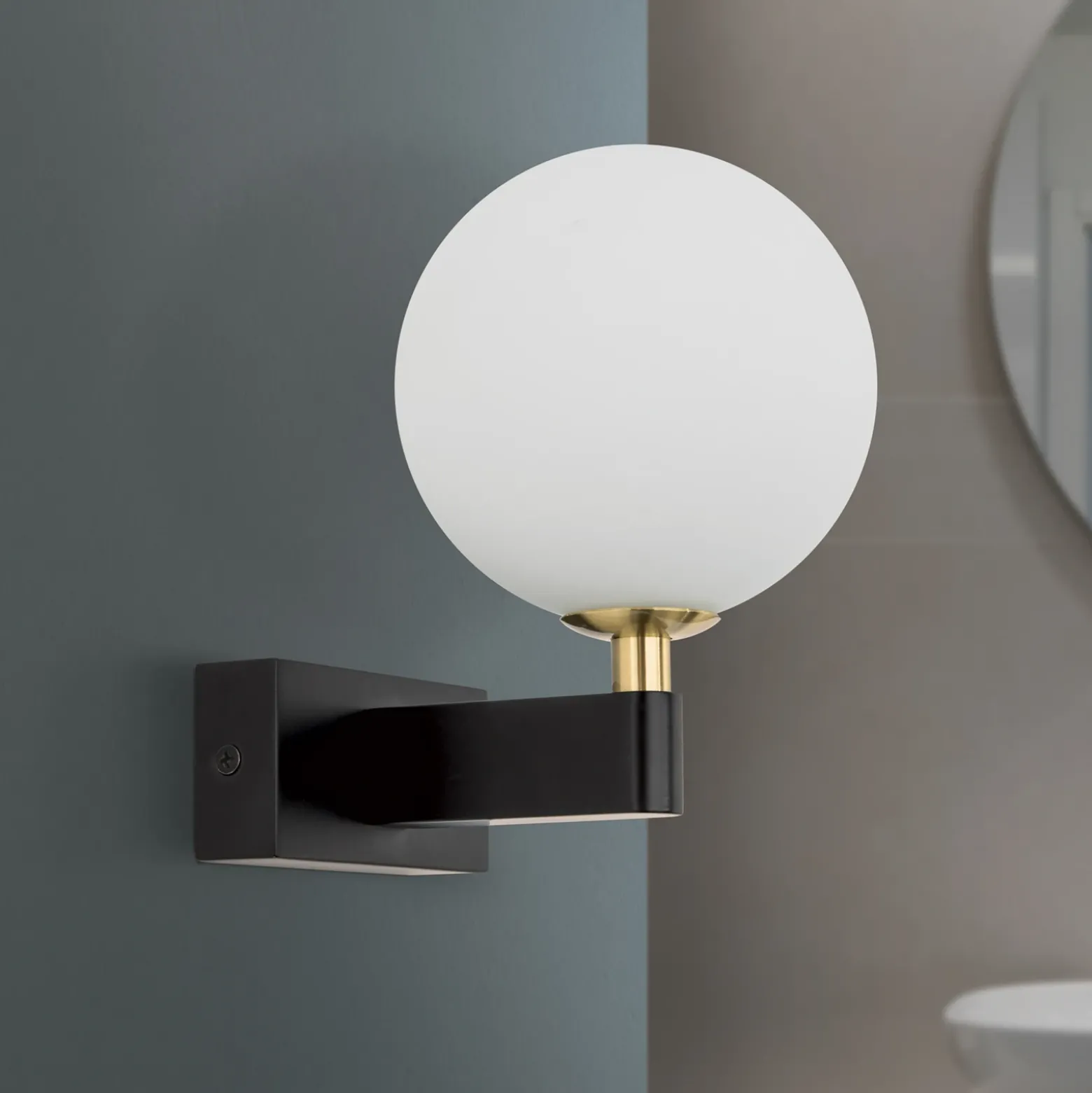 Aplique de pared Mara, negro, cristal, 17,5 cm de altura, G9, IP44