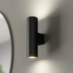 Aplique de pared Marion de Euluna, negro, altura 18 cm, acero, luz hacia