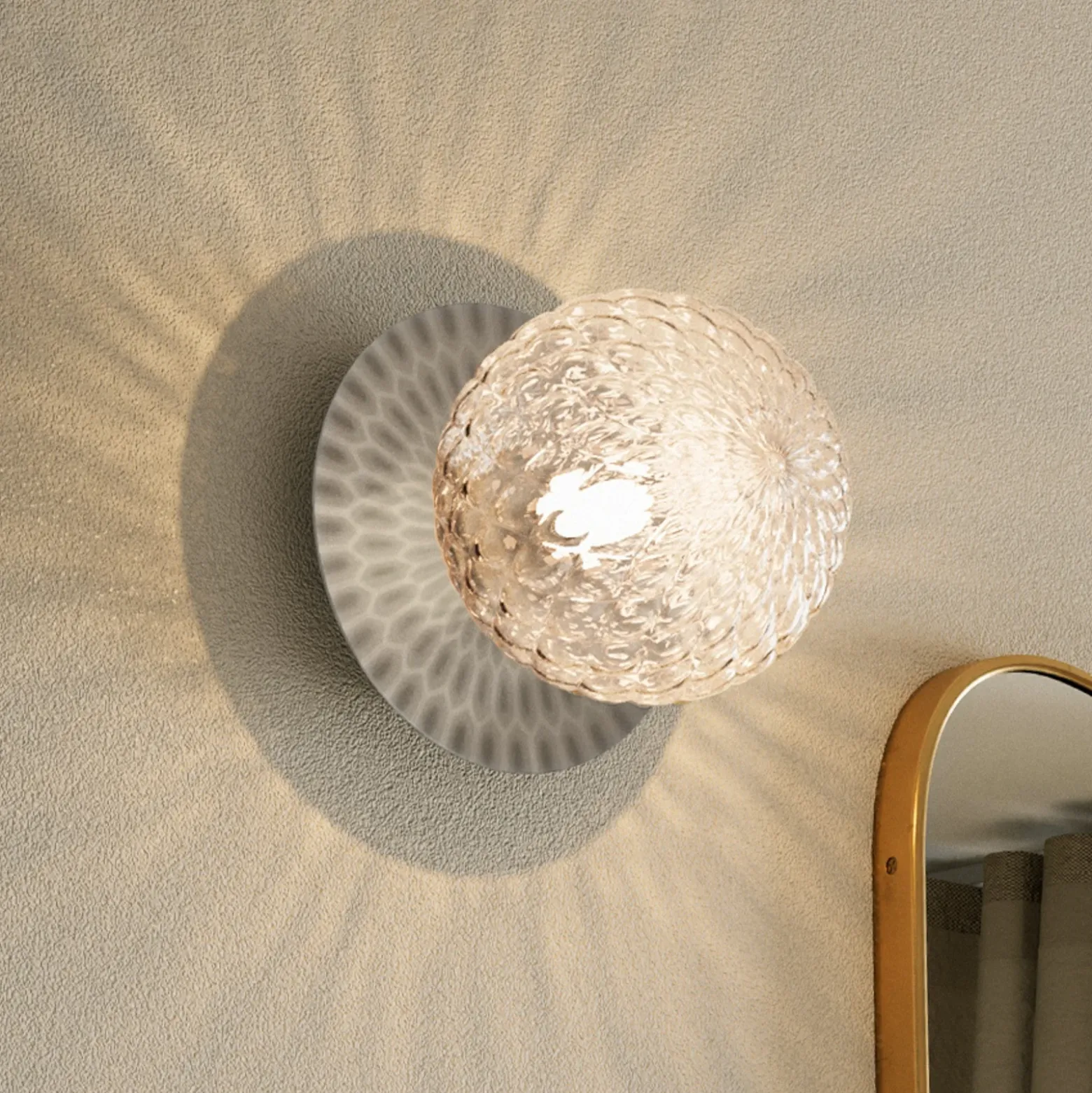 Aplique de pared Nuura Liila 1 Medium, plateado/transparente, IP44, G9