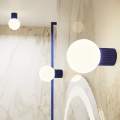 Aplique de pared ORBI, azul ultramar, vidrio/metal, Ø 12 cm, IP44, G9
