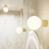 Aplique de pared ORBI, beige, vidrio/metal, Ø 12 cm, IP44, G9
