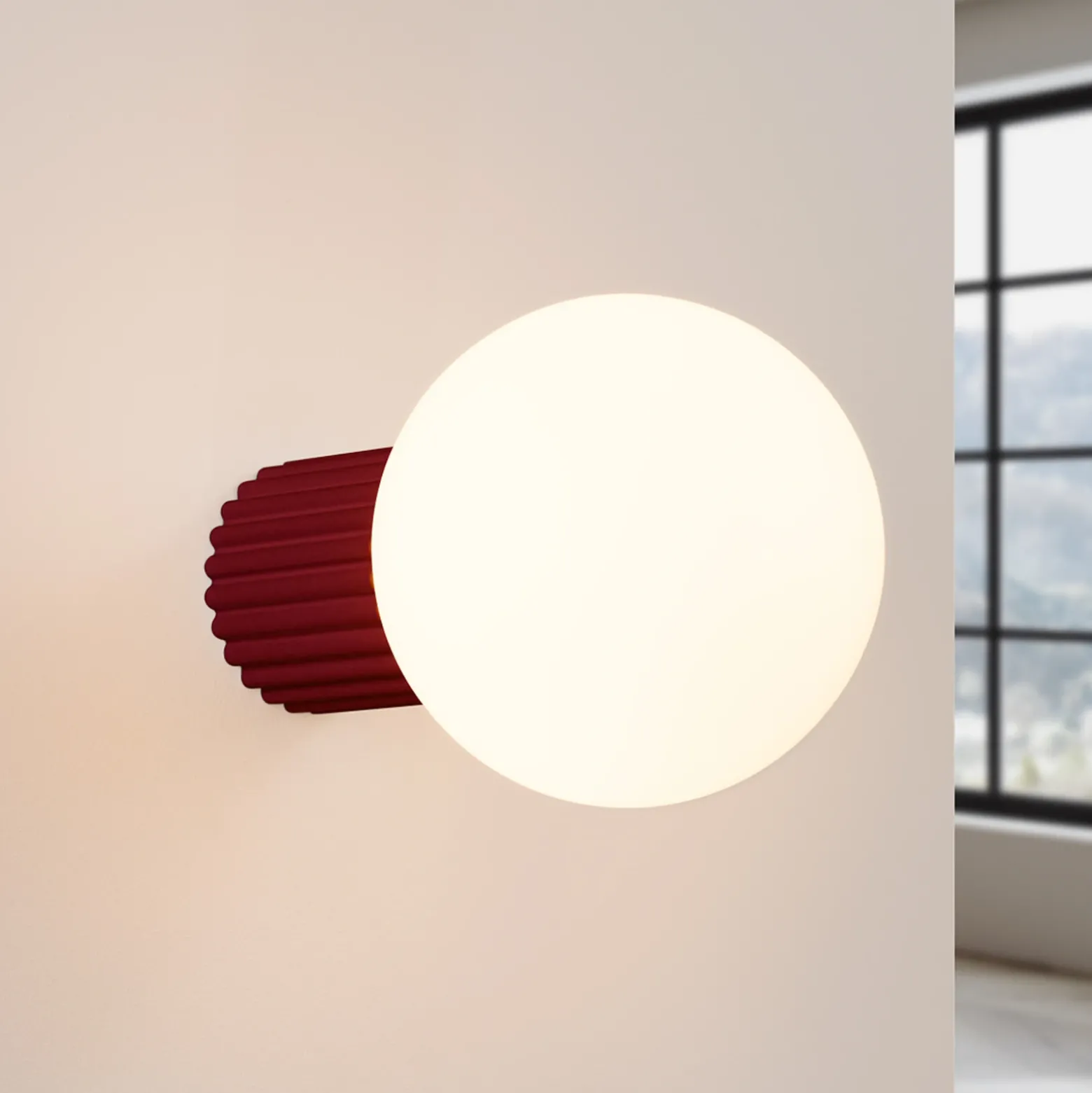 Aplique de pared ORBI, rojo oscuro, vidrio/metal, Ø 12 cm, IP44, G9