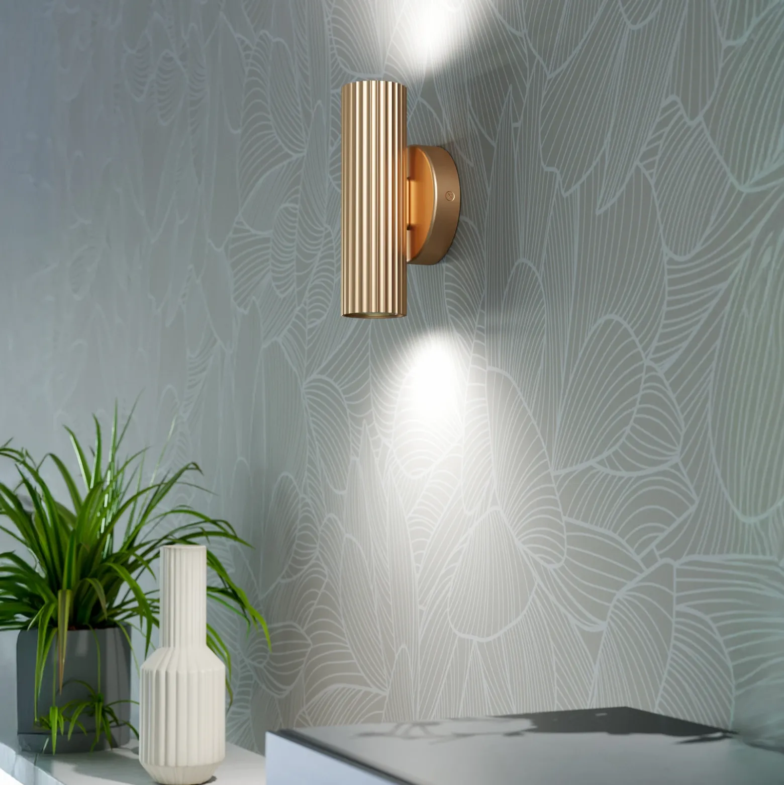Aplique de pared Portillo, latón, altura 20 cm, 2 luces. Metal, GU10