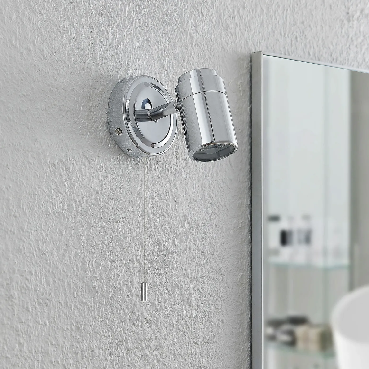 Aplique de pared Remilan de Lindby, cromo