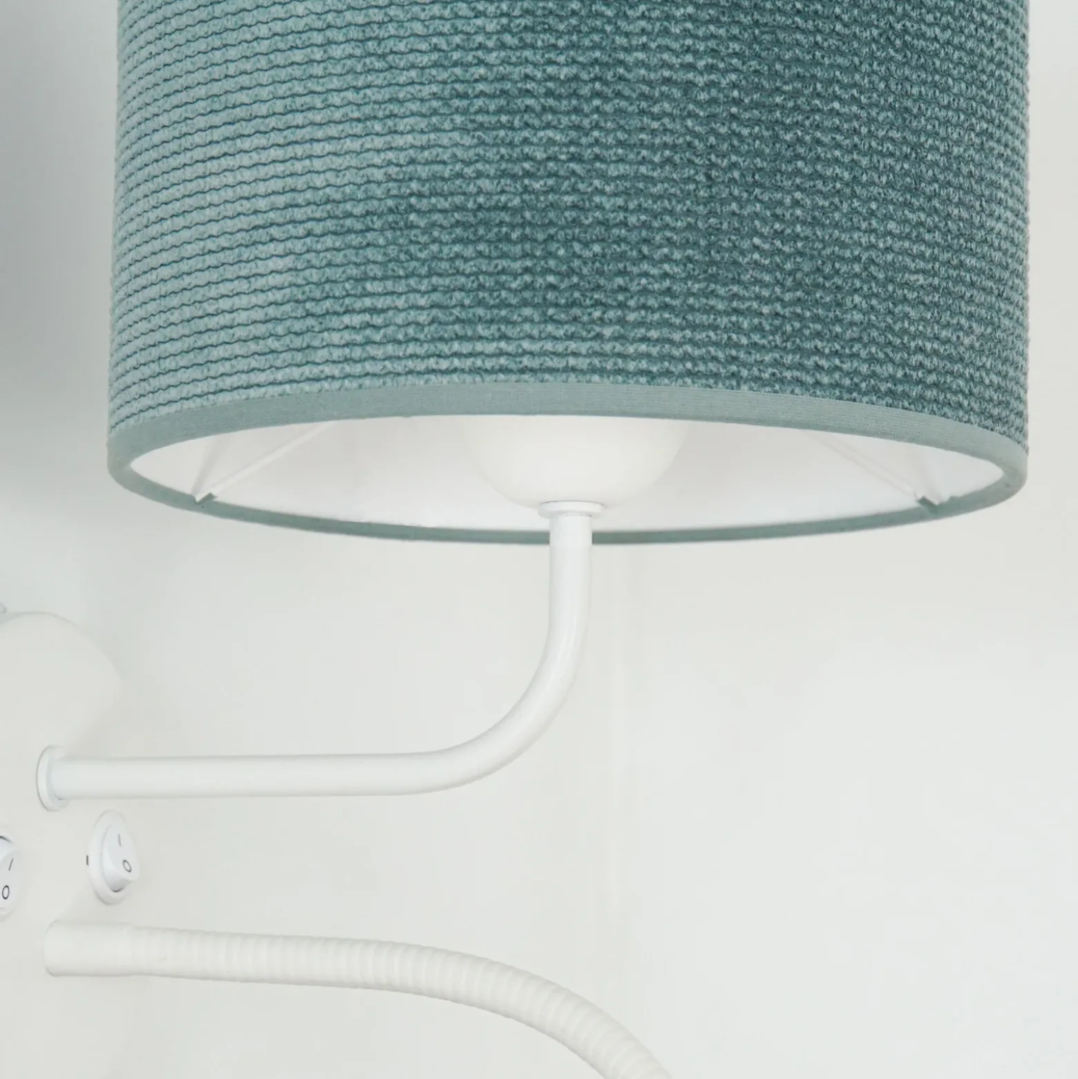Aplique de pared Roller, cordón menta, blanco, con brazo de lectura