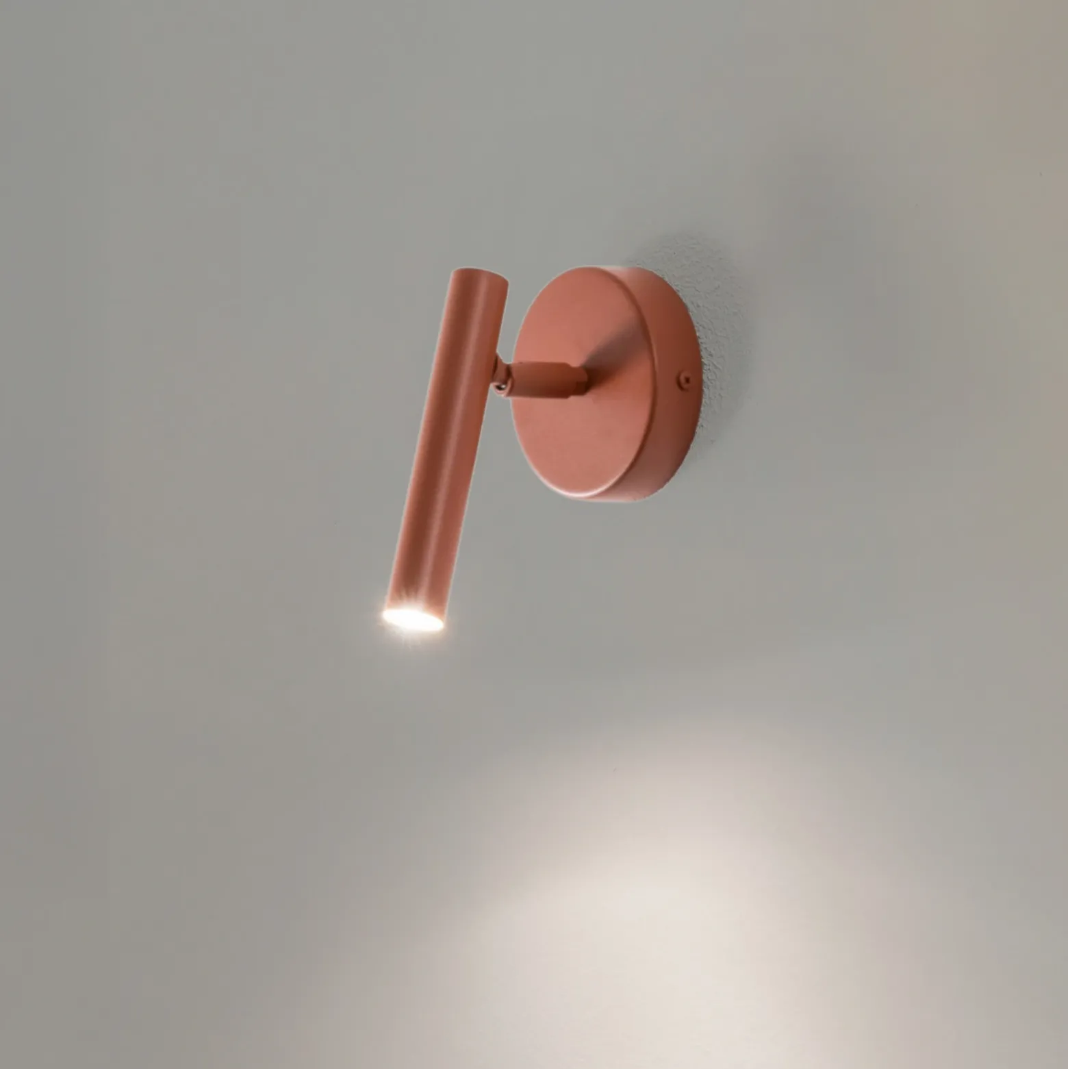 Aplique de pared Sopel, rojo ladrillo, 1 luz, acero, altura 15 cm