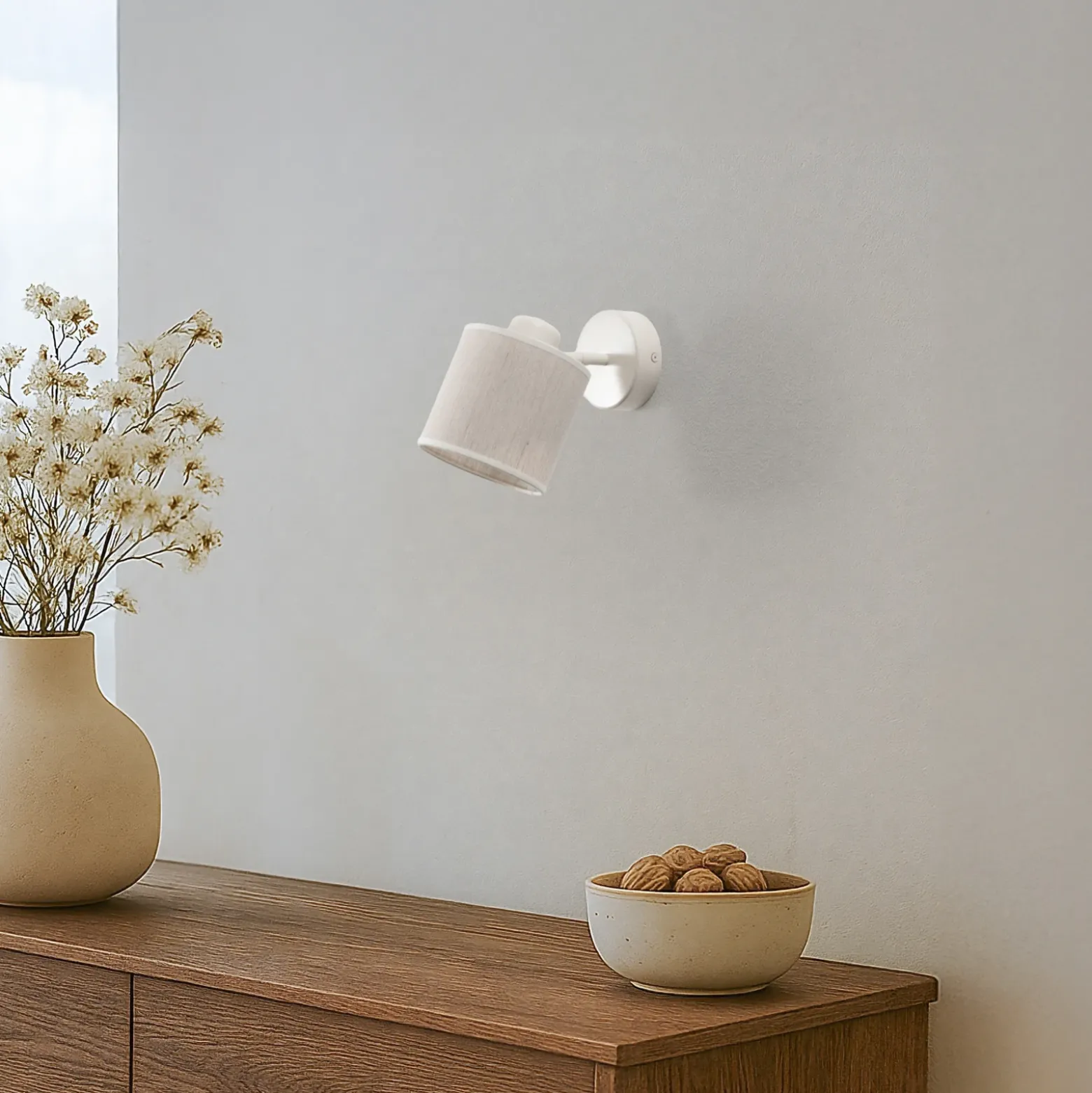 Aplique de pared Suerte, blanco crema, textil de lino, 18 cm de altura, E14