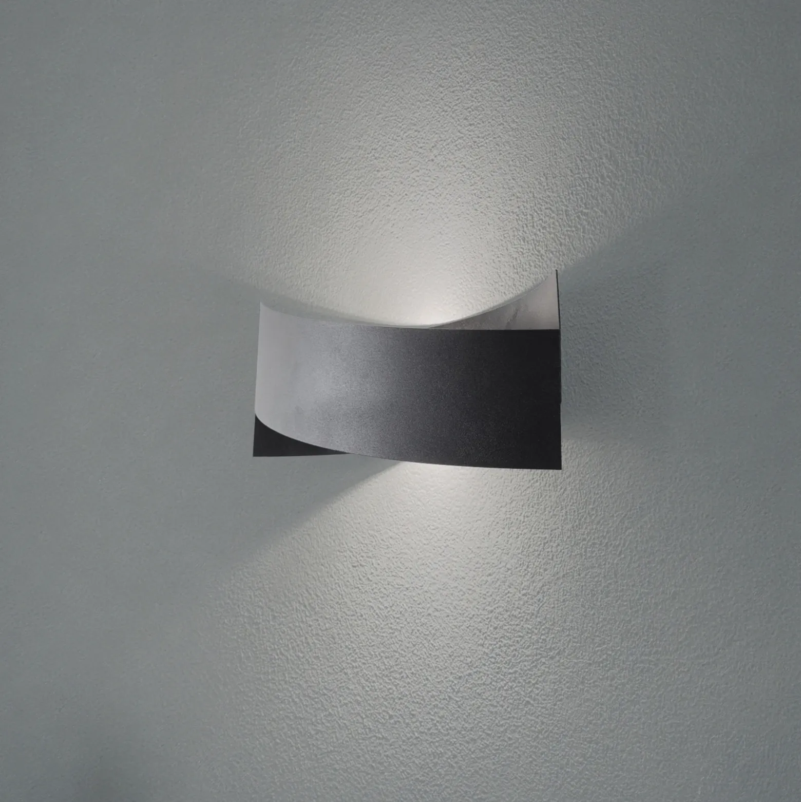 Aplique de pared Tadhg, negro, metal, 35 cm de ancho, G9