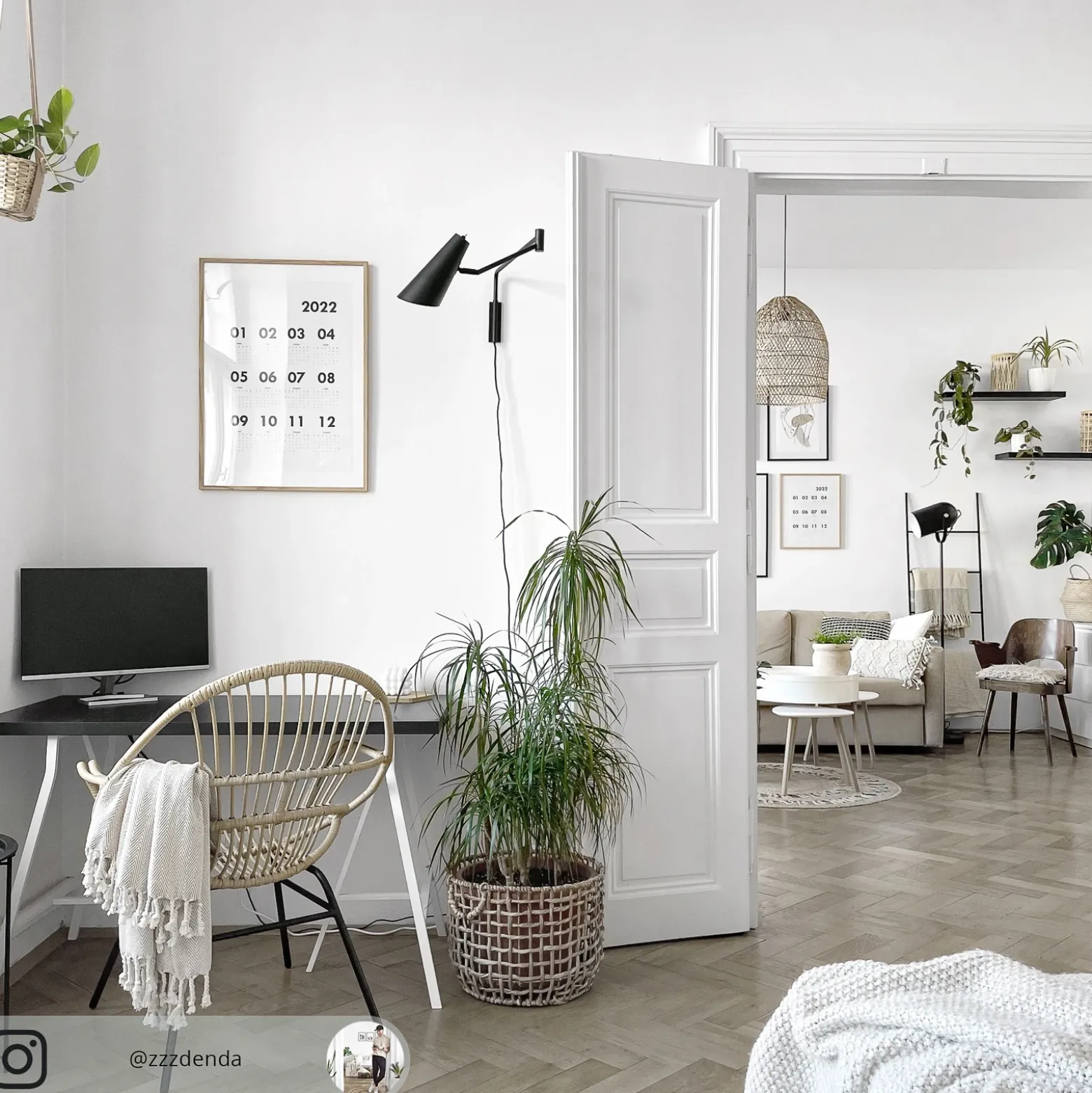 Aplique Dyberg Larsen Noa con articulación, negro