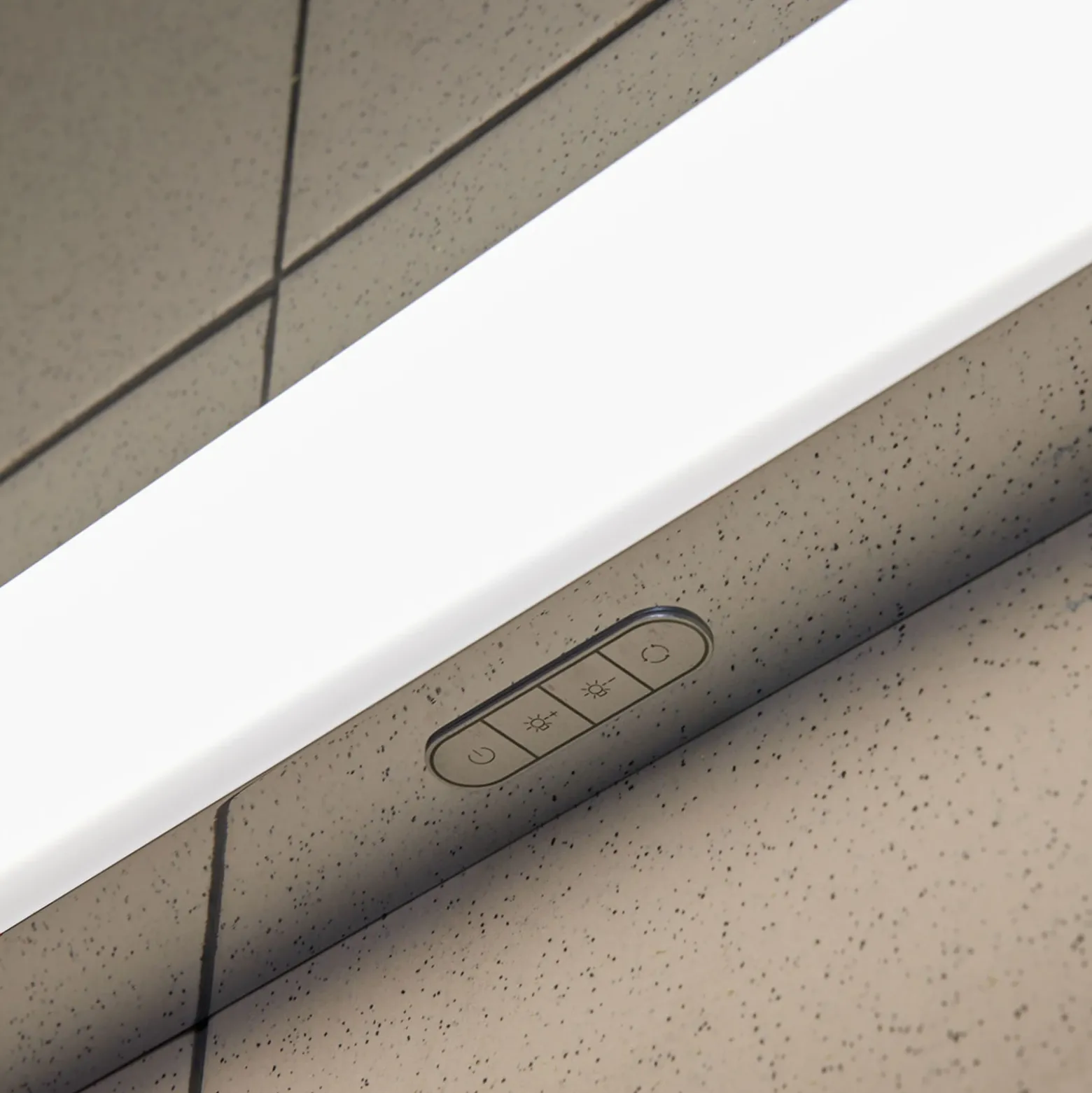 Aplique LED Jesko Bad 3.000-6.500K, 33 cm