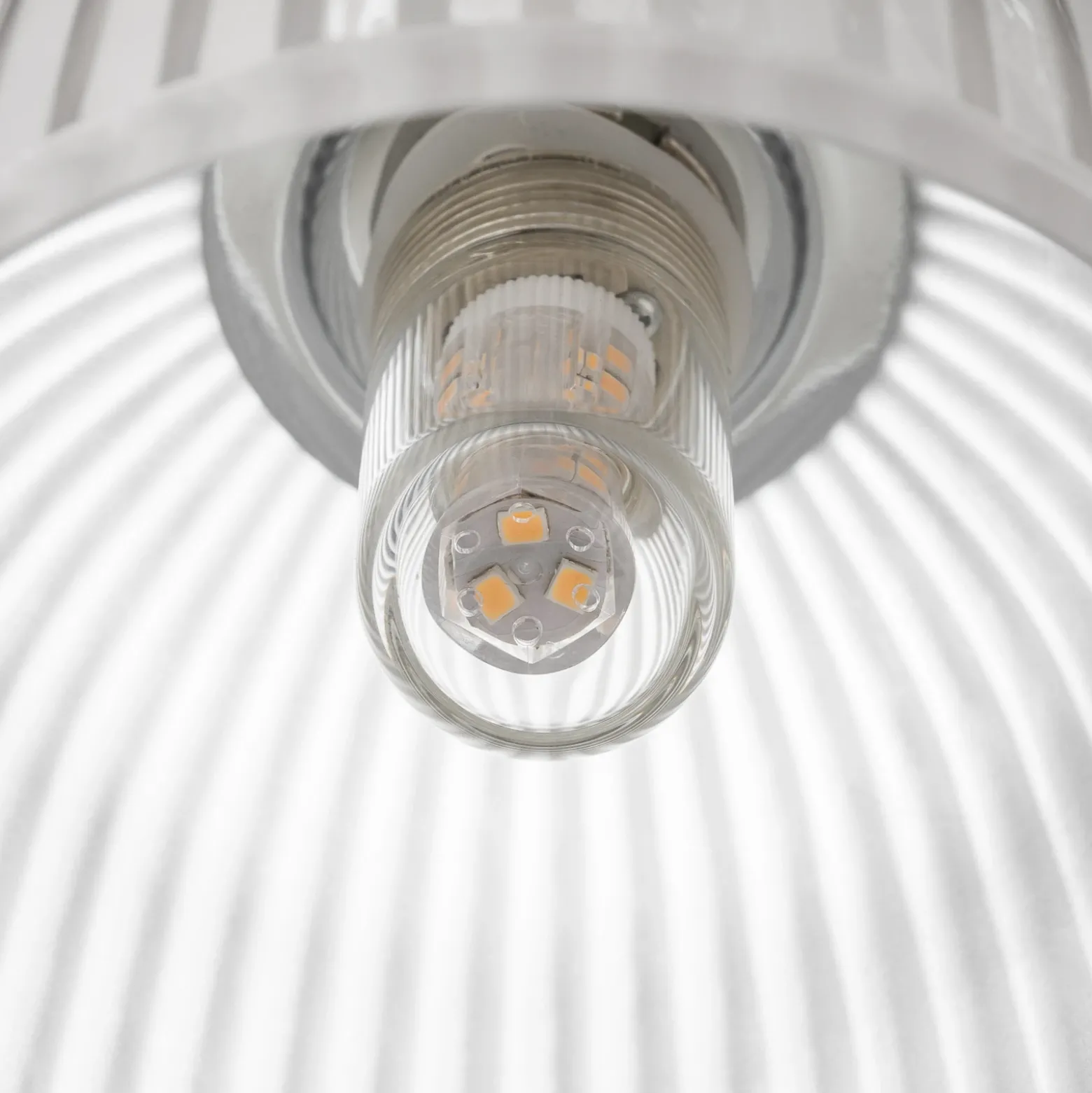 Aplique LED para baño Cora, 1 luz, IP44, cristal