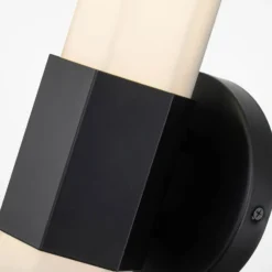 Aplique LED para baño Facet Single, 3000 K, negro