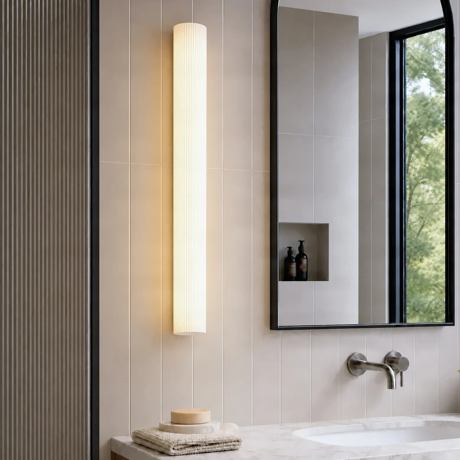 Aplique LED para baño Victoire de Lucande, 70 cm, blanco/cromo, CCT