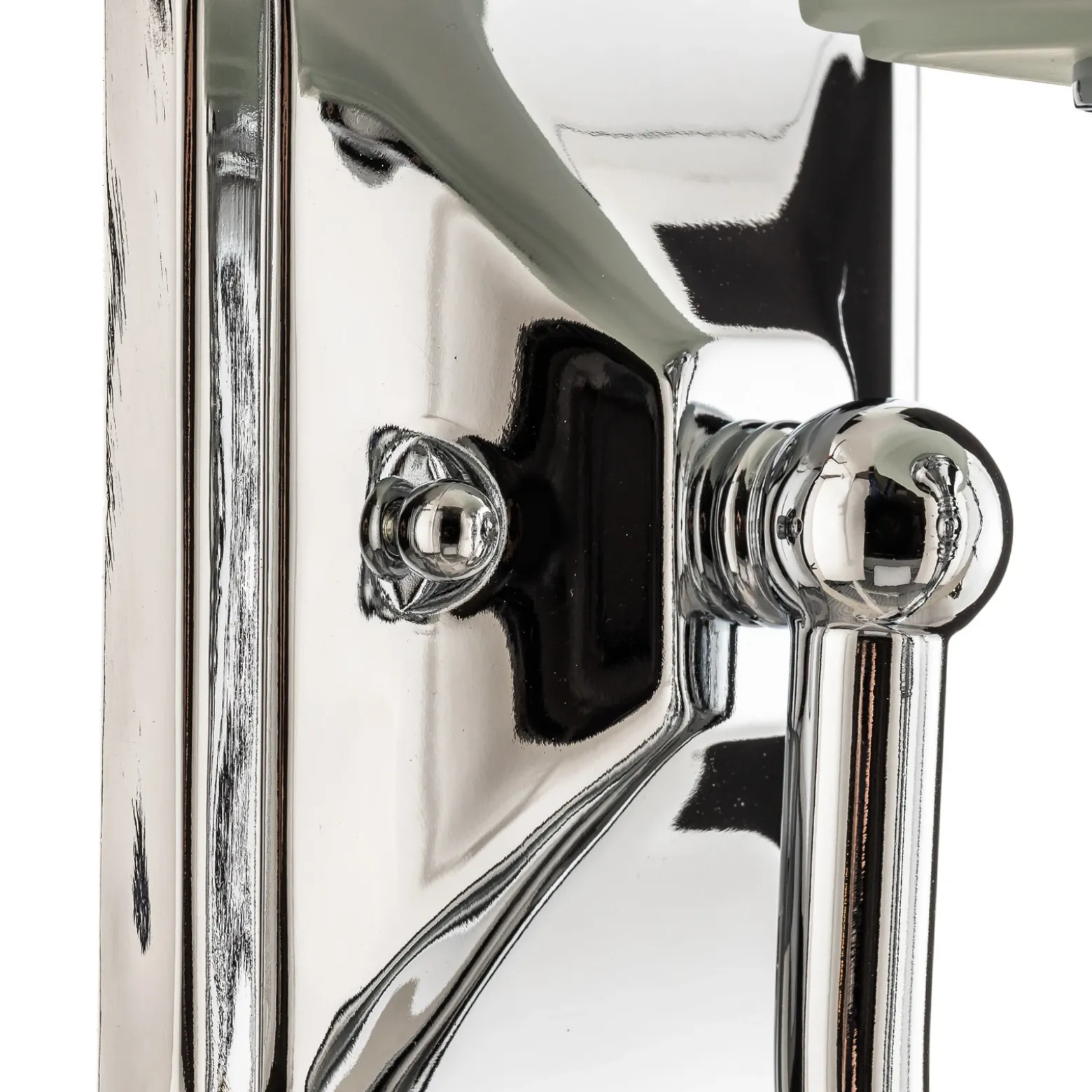 Aplique para baño Concord en diseño clásico