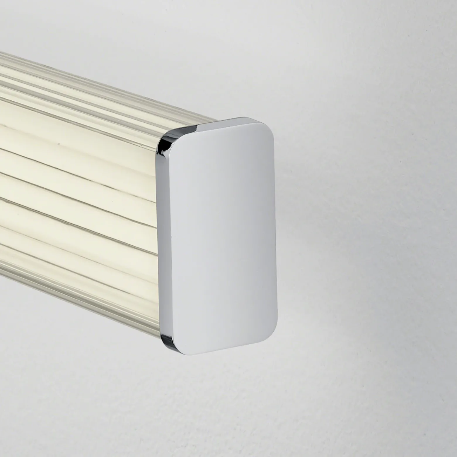 Aplique para baño LED Alla IP44 120cm cromo