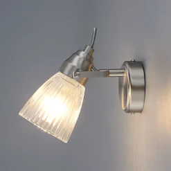 Aplique para baño Lindby Kara, 21 cm de altura, cristal, IP44, G9