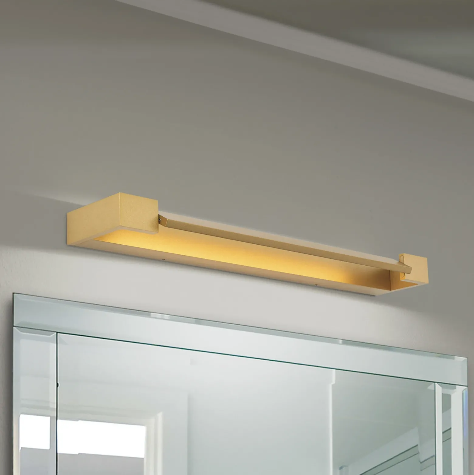 Aplique para baño Marylin LED, longitud 60 cm, dorado, aluminio