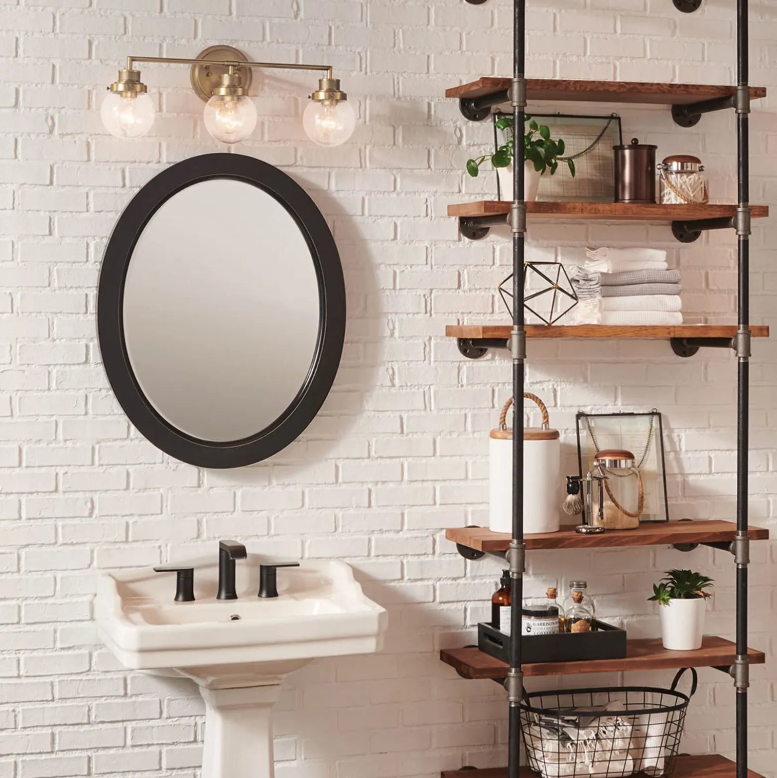 Aplique para baño Poppy, 3 luces, latón