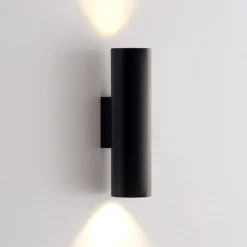 Arcchio Aplique de pared Brinja, negro, metal, arriba/abajo, GU10