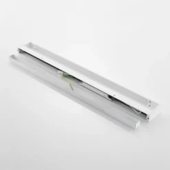 Arcchio Aplique de pared LED Jora, 90 cm, blanco, orientable, IP44