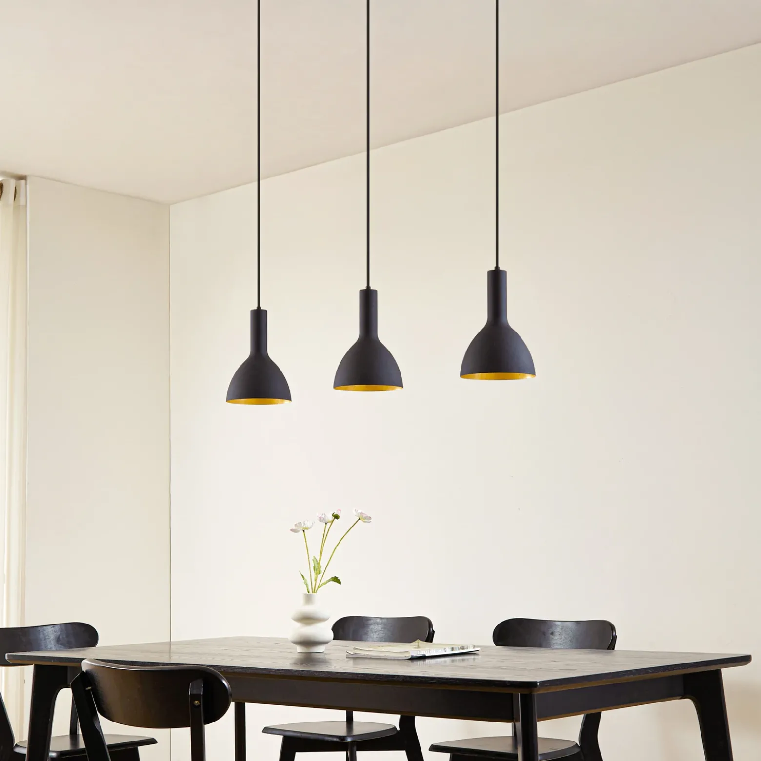 Arcchio Lámpara colgante Cosmina, 3 luces, longitud 90 cm, negro