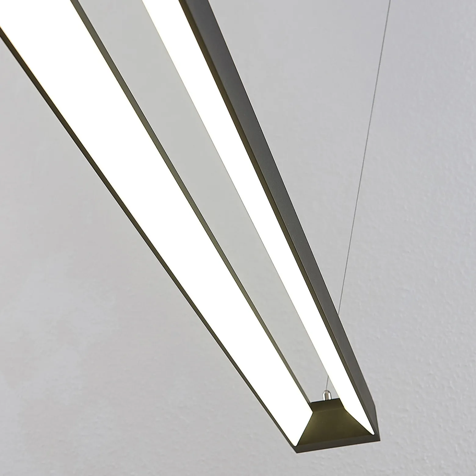 Arcchio lámpara colgante LED Cuna, negro, 162cm, metal
