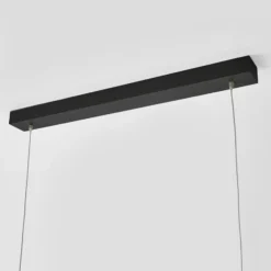 Arcchio lámpara colgante LED de oficina Jolinda, negra, 118cm, arriba/abajo