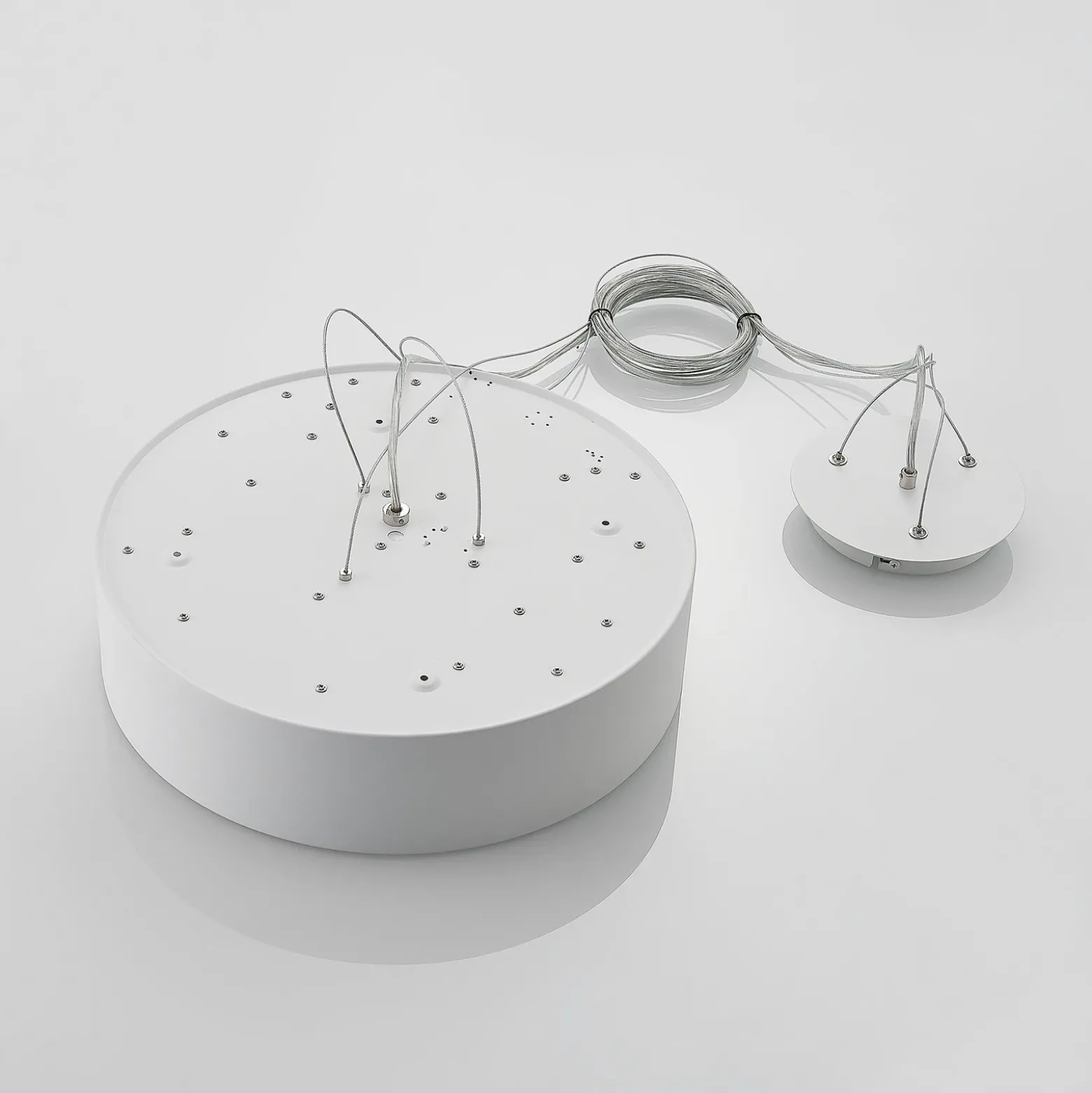 Arcchio lámpara colgante LED Noabelle, Ø 40 cm, blanco, metal