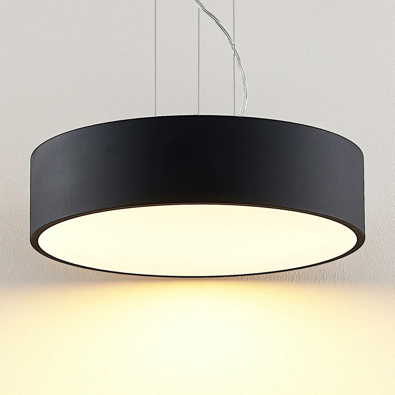 Arcchio lámpara colgante LED Noabelle, negra, 40 cm, metal