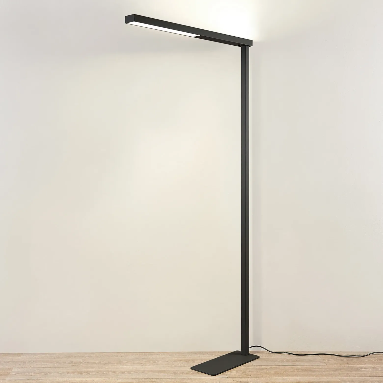 Arcchio lámpara de pie LED para oficina Tamilo, negro, metal, 194cm