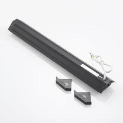 Arcchio Lámpara LED bajo mueble Ovano, 62 cm, negro, aluminio