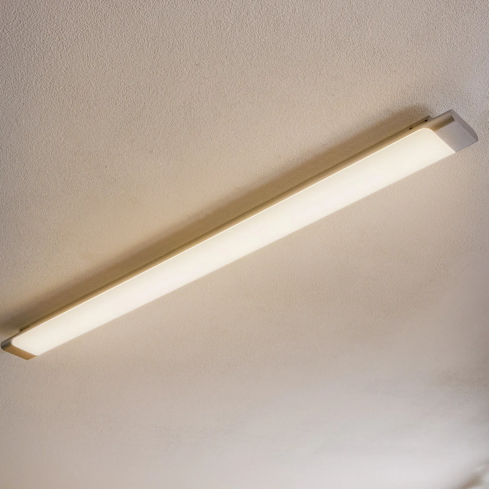 Arcchio Plafón LED Vinca, 120 cm, 3.450 lm, 4.000 K