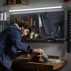Barra de luz LED OSRAM VALUE BATTEN, 63 cm, metal, 4000 K