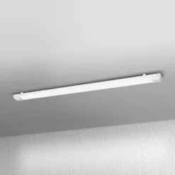 Barra de luz LED POWER BATTEN de OSRAM, 4000 K, 120 cm, 2 luces.