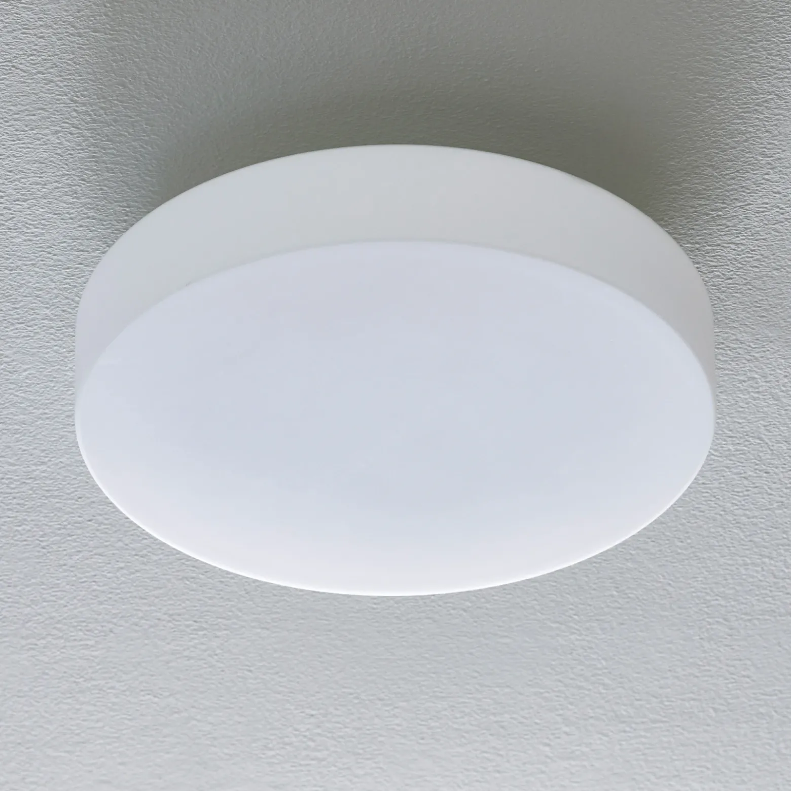 Bega 50651 Plafón LED cristal opal 3.000K Ø34cm
