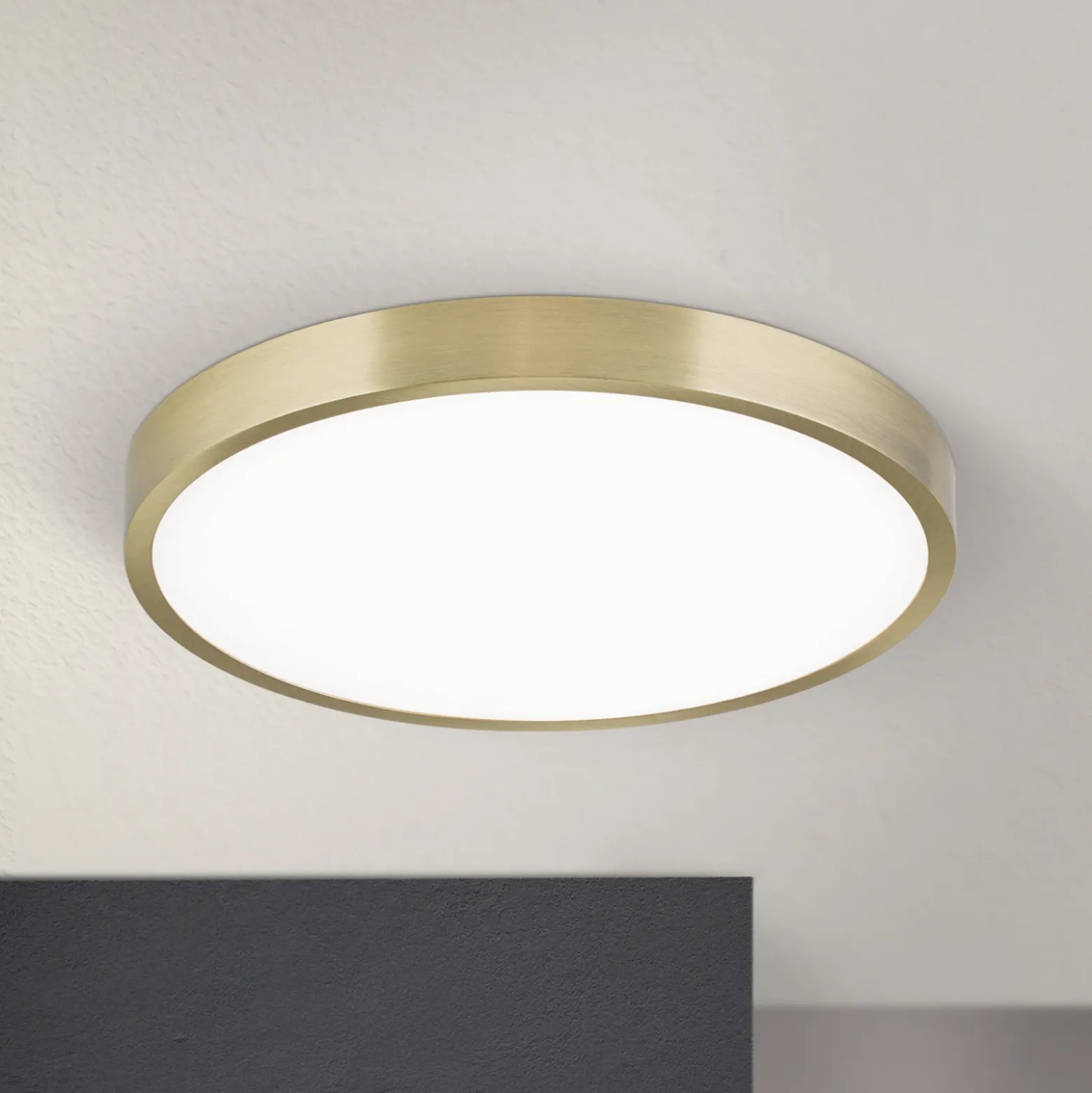 Bully Plafón LED con aspecto patinado, Ø 28 cm
