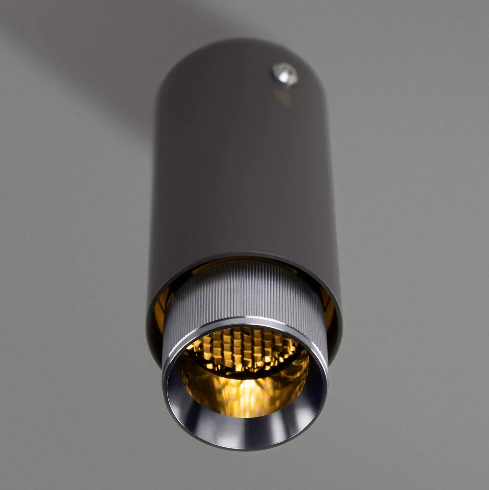 Buster + Punch Exhaust Surface fix grafito/acero
