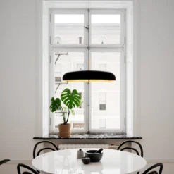 By Rydéns Shelby colgante negro/interior oro