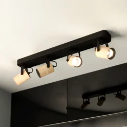 Cayuca downlight de techo, decoración en negro/madera, 4 luces